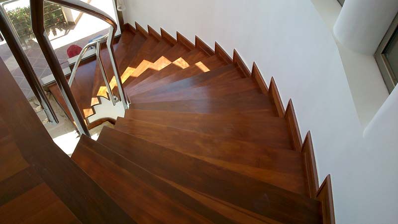 Tarimas Parquet Vega Baja Stylo escaleras