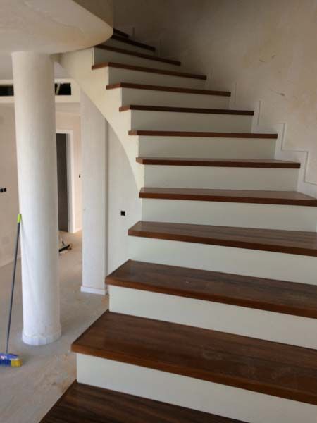 Tarimas Parquet Vega Baja Stylo escalera de madera 17