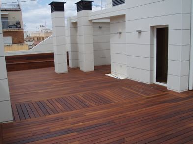 Tarimas Parquet Vega Baja Stylo casa con suelo de madera