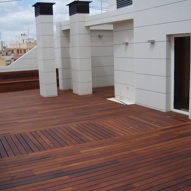 Tarimas Parquet Vega Baja Stylo casa con suelo de madera